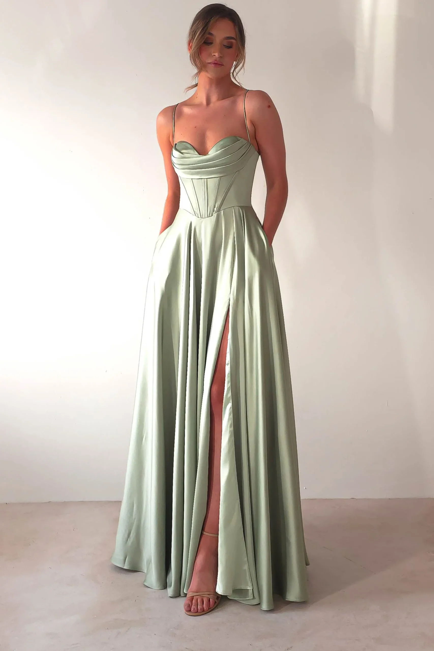 Clearance Bella Luxe Aline Satin Gown | Sage Sommerkleider|Sommerkleider