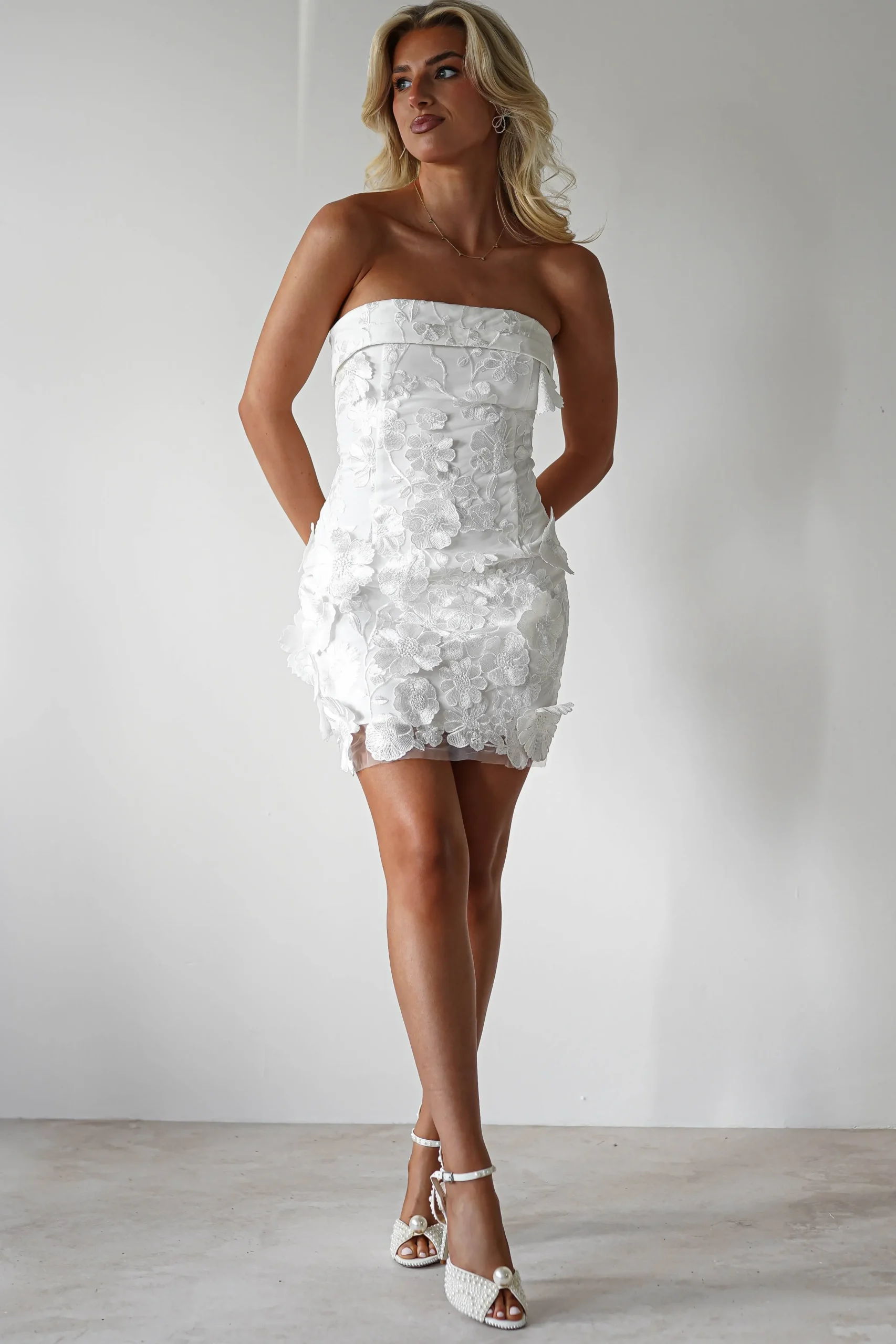 Outlet Bellflower 3D Floral Mini Dress | White Kleider In Minilänge|Minikleider