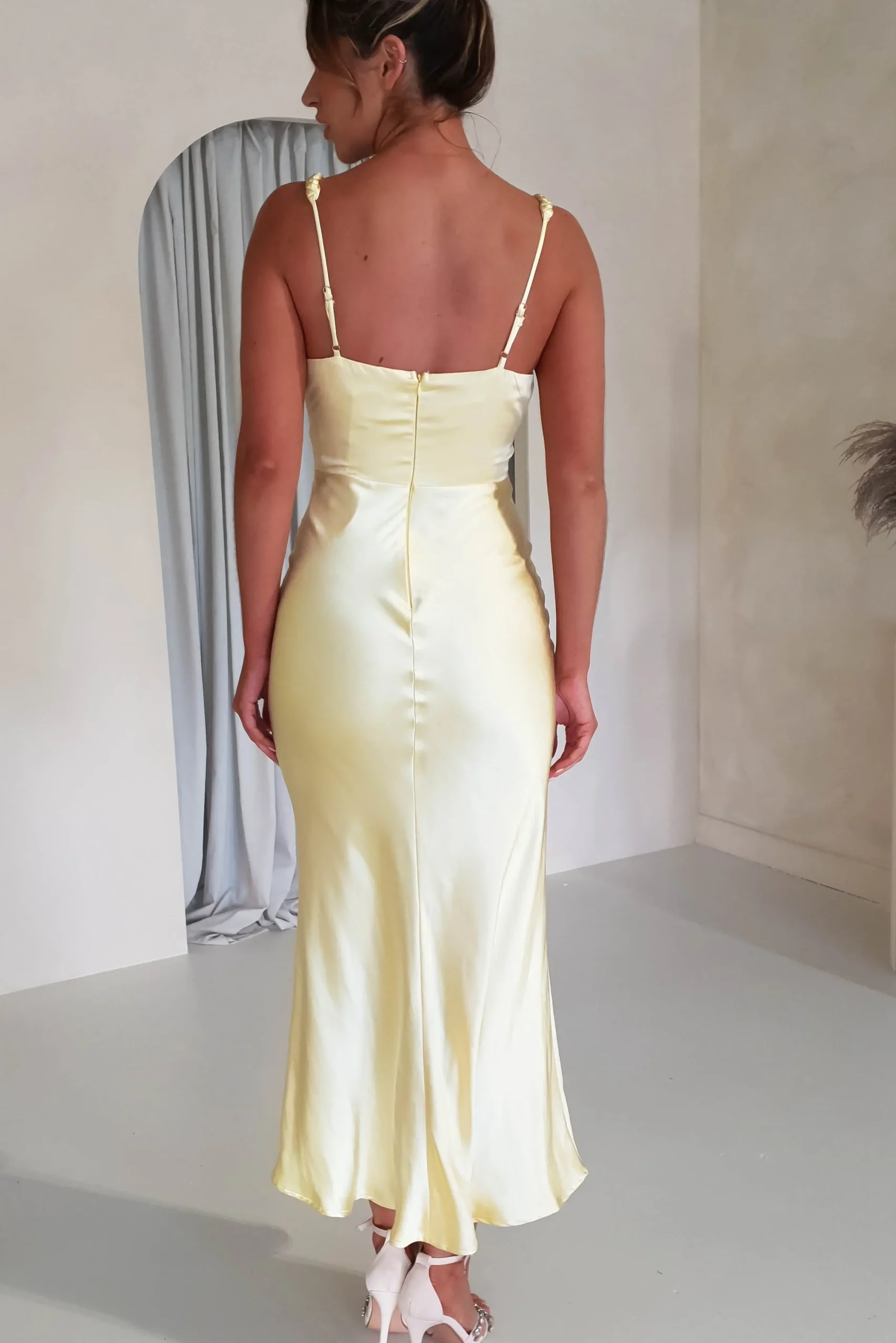 New Bethanie Soft Satin Maxi Dress | Yellow Mittellange Kleider|Midi-kleider