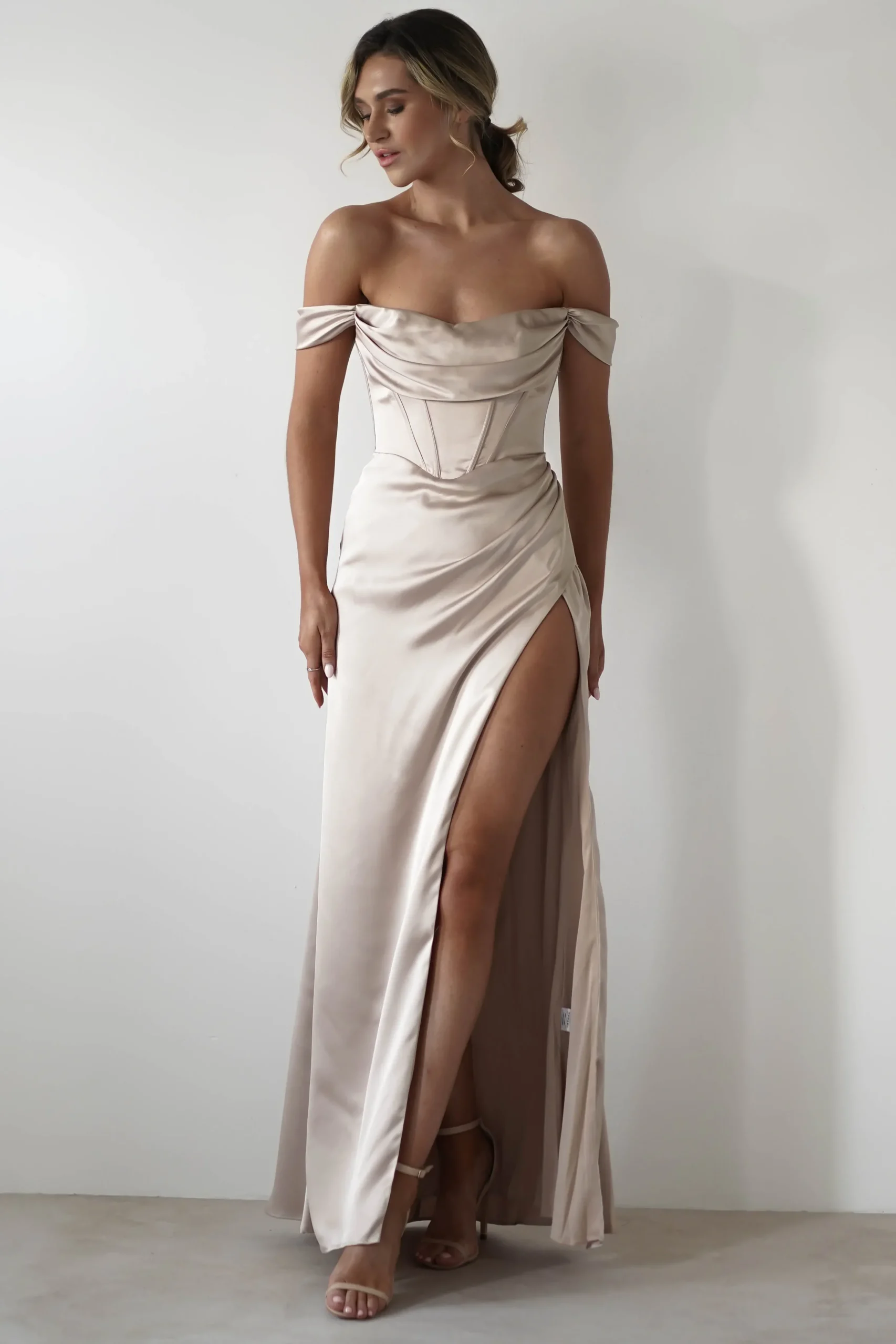 New Dionne Soft Coset Maxi Gown | Champagne Lange Kleider|Maxikleider