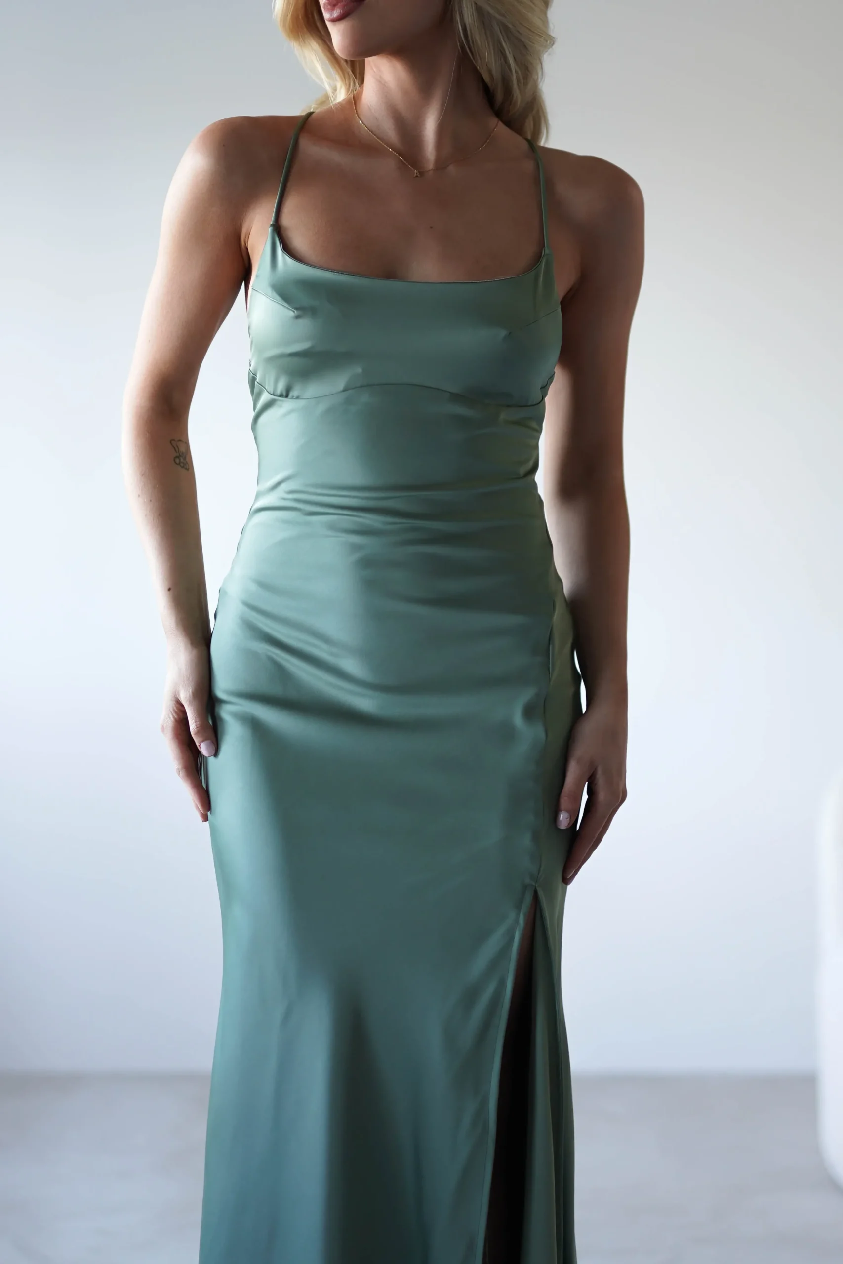 Best Elsa Matte Satin Maxi Gown | Olive Lange Kleider|Maxikleider