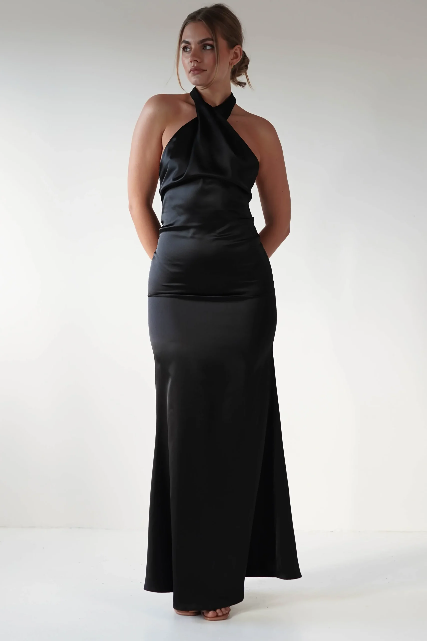 Best Kartia Halterneck Maxi Gown | Black Lange Kleider|Maxikleider