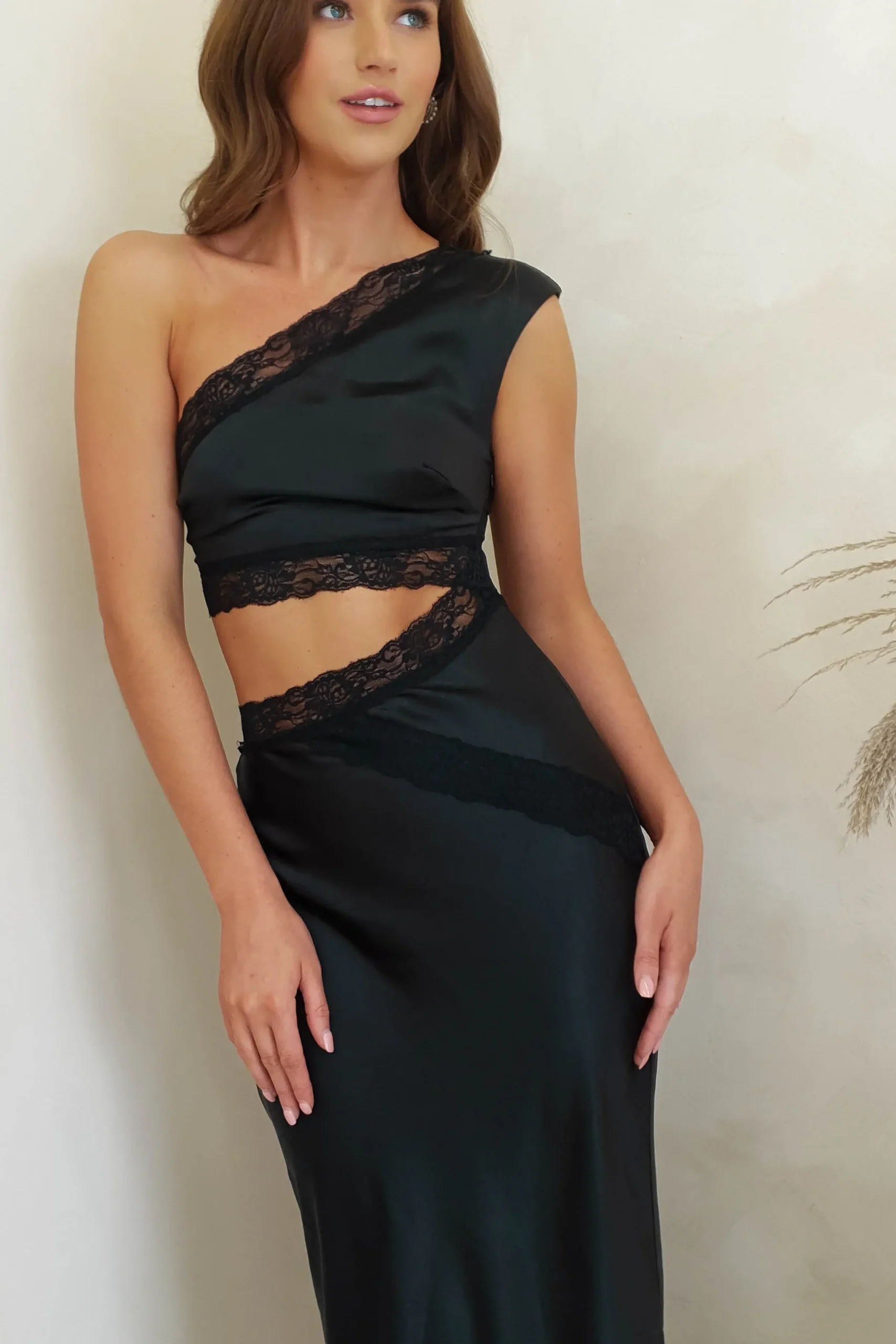 Sale Katie Lace Cut Out Midi Dress | Black Mittellange Kleider|Midi-kleider