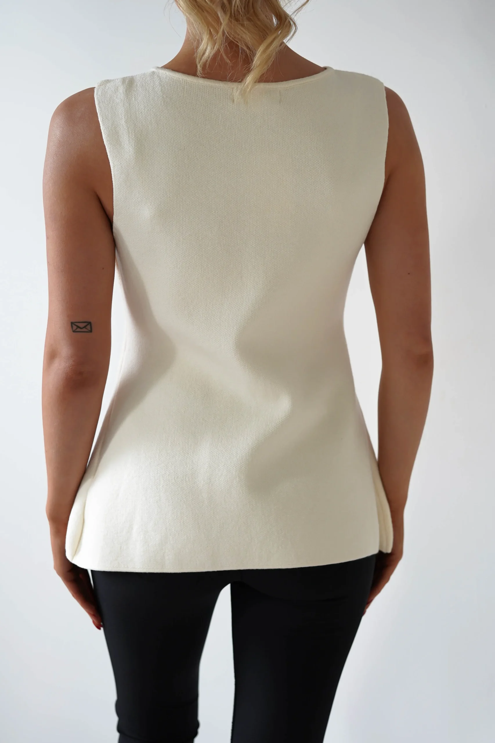 Clearance Louella Gold Button Waistcoat Top | Cream Oberteile|Strickwaren