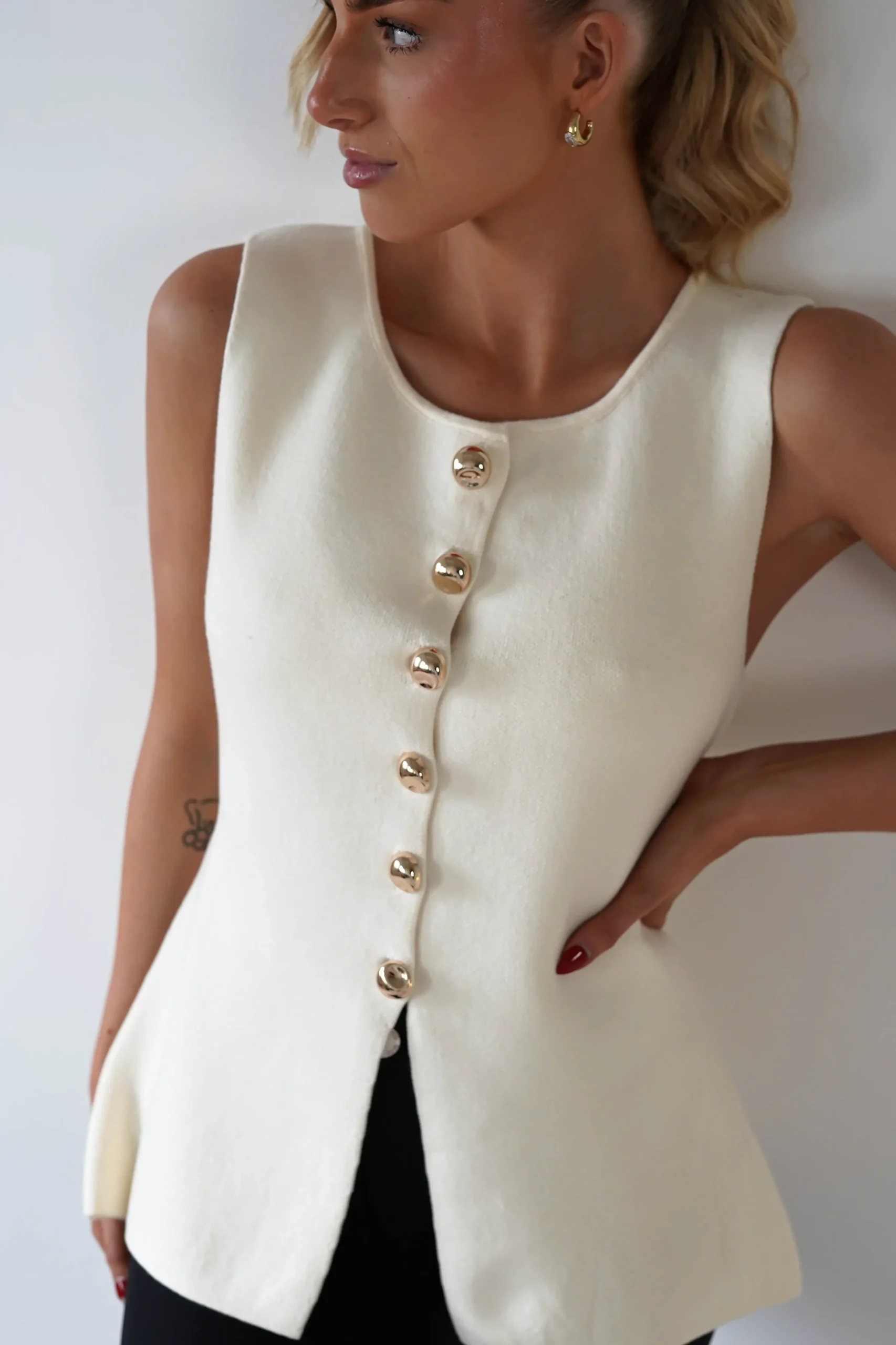 Clearance Louella Gold Button Waistcoat Top | Cream Oberteile|Strickwaren