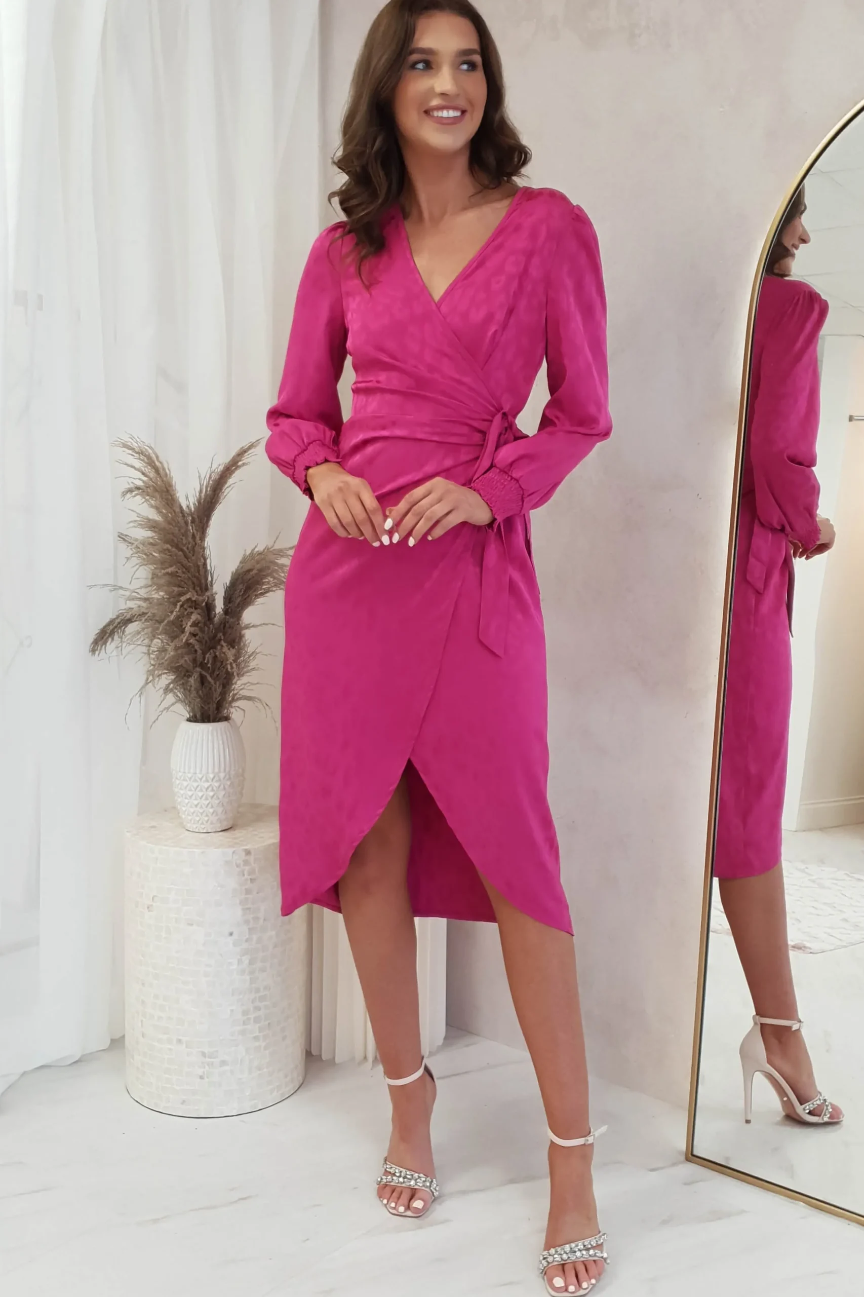 New Louise Wrap Satin Midi Dress | Hot Pink Mittellange Kleider|Midi-kleider