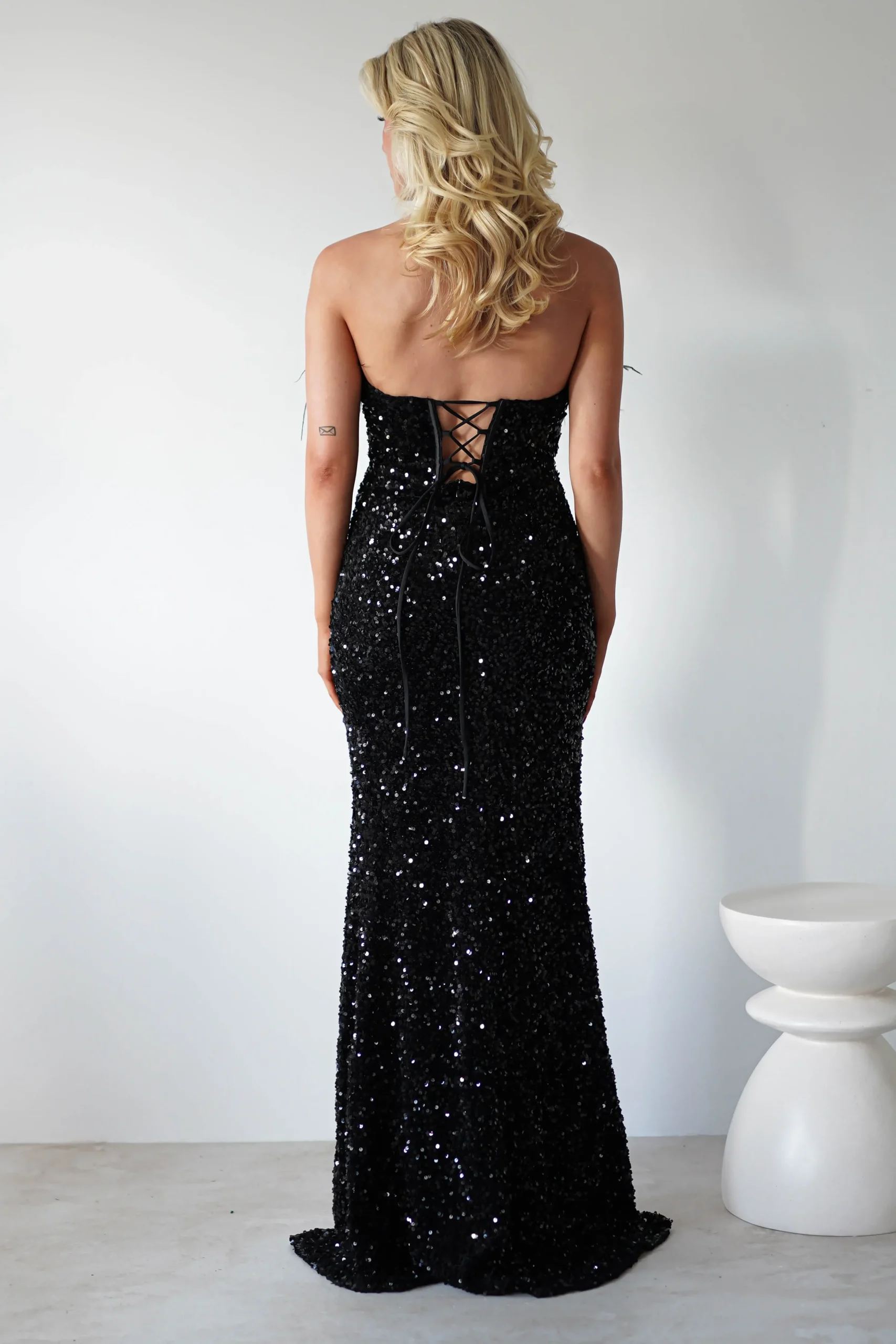 Outlet Lydia Sequin Feather Strapless Gown | Black Kleider Für Besondere Anlässe|Sommerkleider