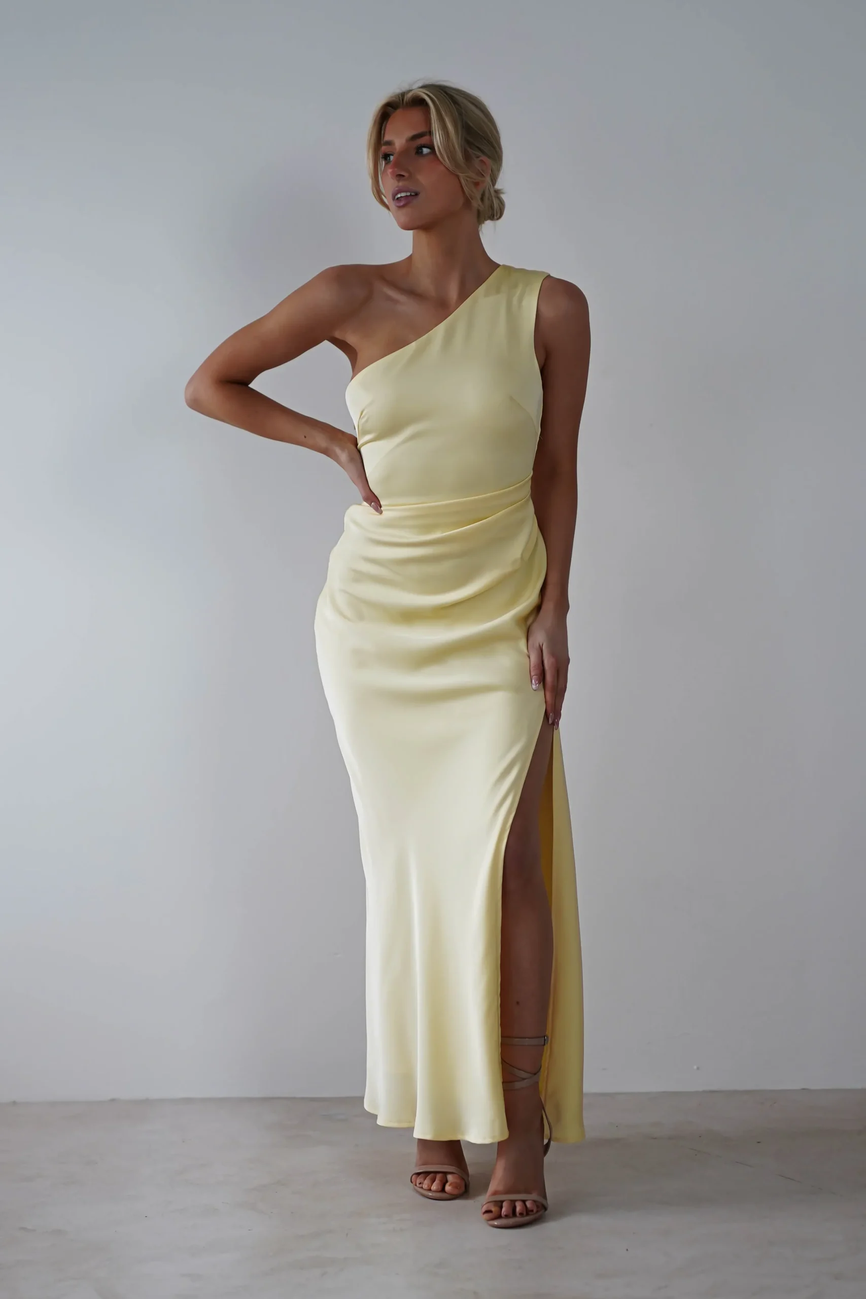 Discount Meera Soft Matte Satin Midaxi Dress | Yellow Lange Kleider|Maxikleider