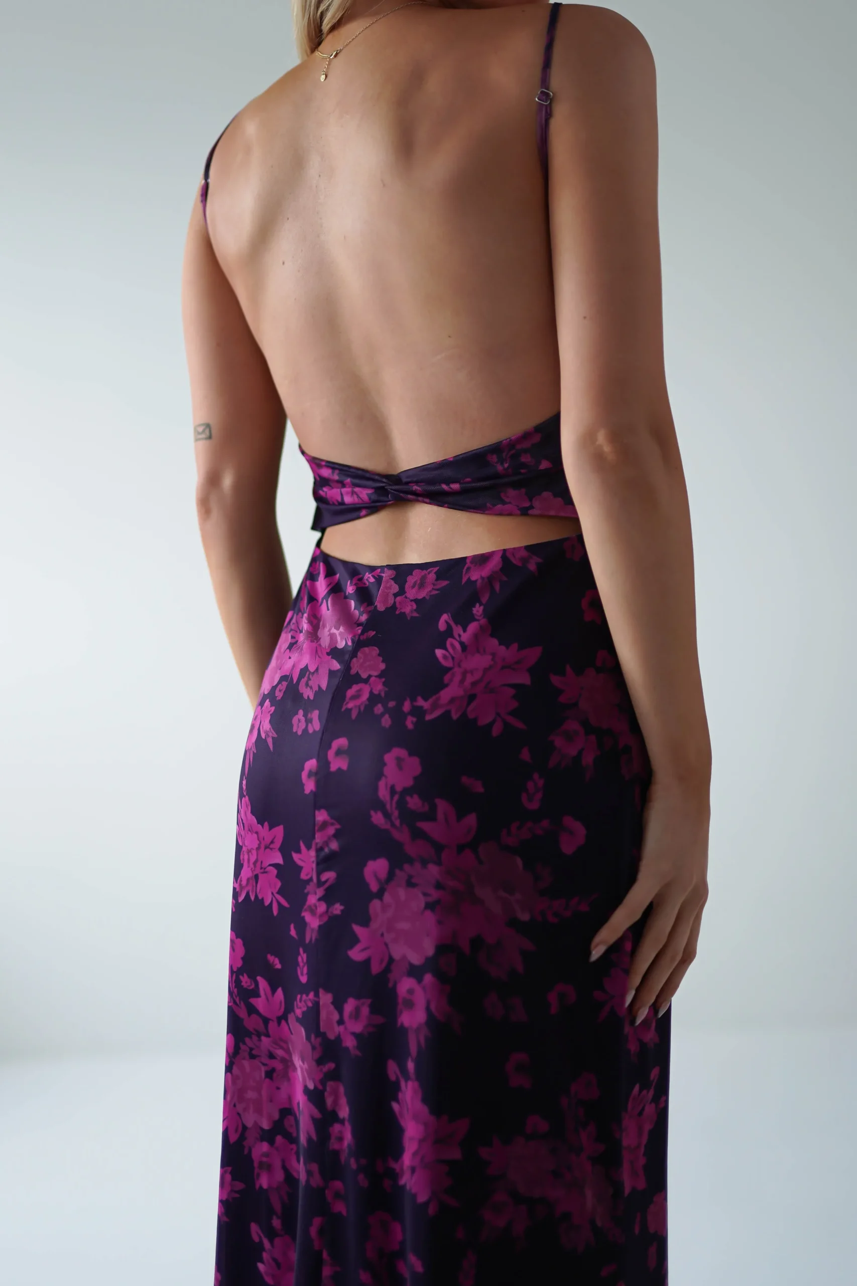 New Merlo Low Back Midaxi Dress | Grape Print Lange Kleider|Maxikleider