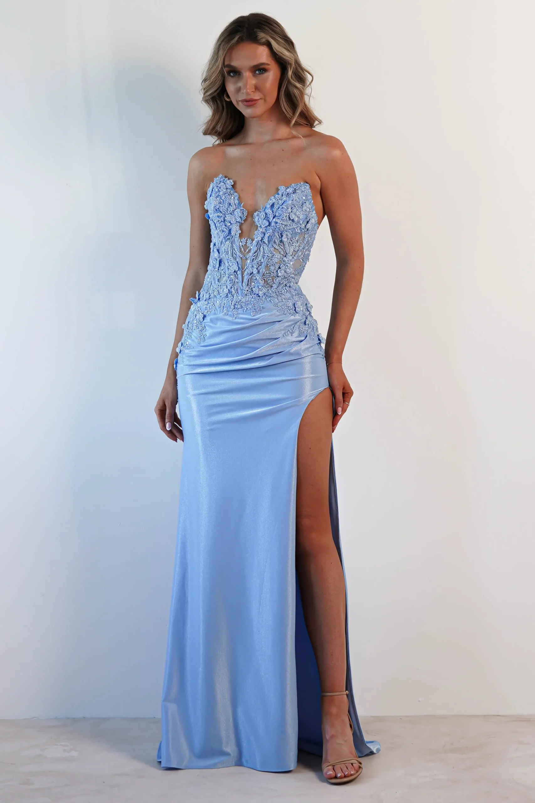 Online Perla Embellished Gown | Light Blue Lange Kleider|Maxikleider