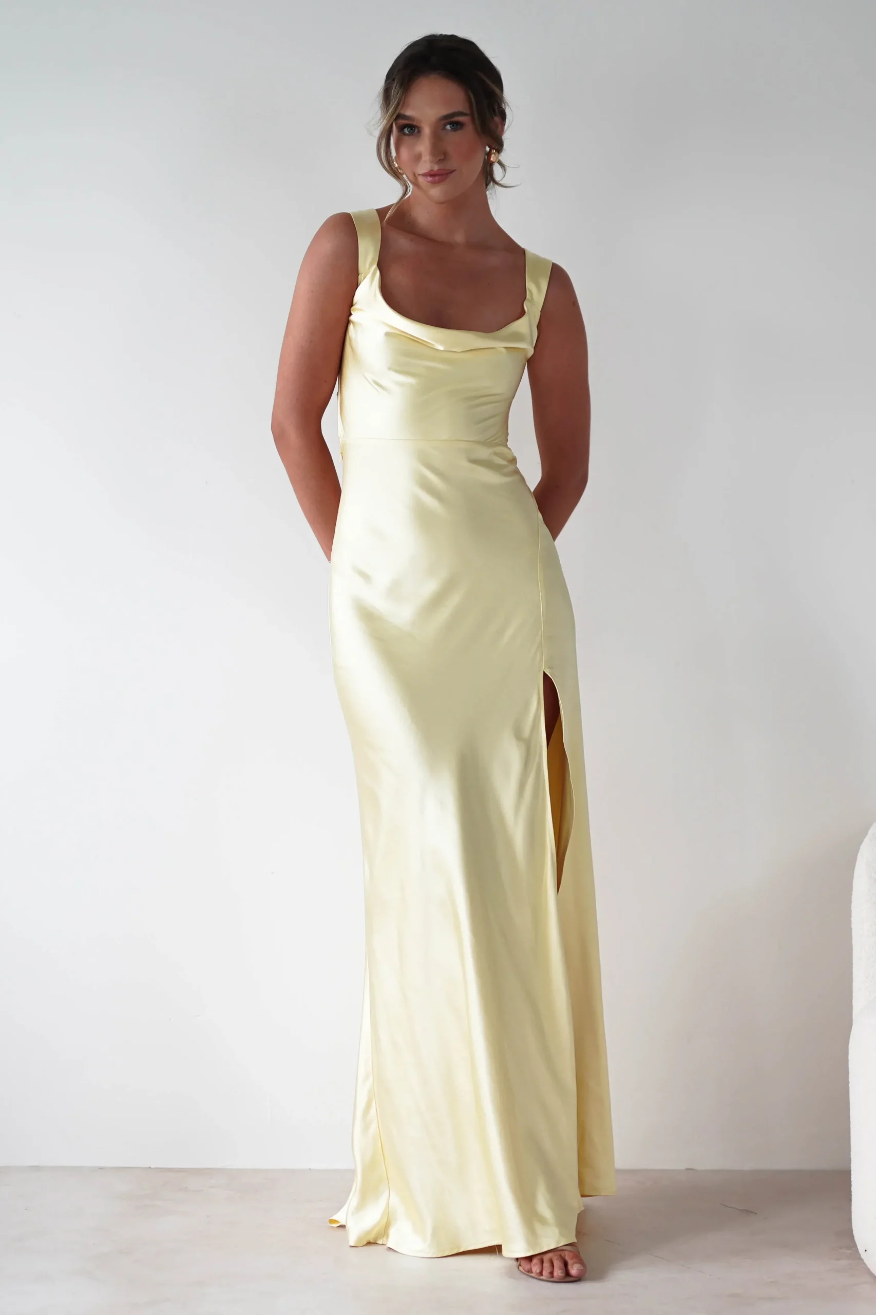 Best Riviera Soft Satin Maxi Gown | Yellow Lange Kleider|Maxikleider