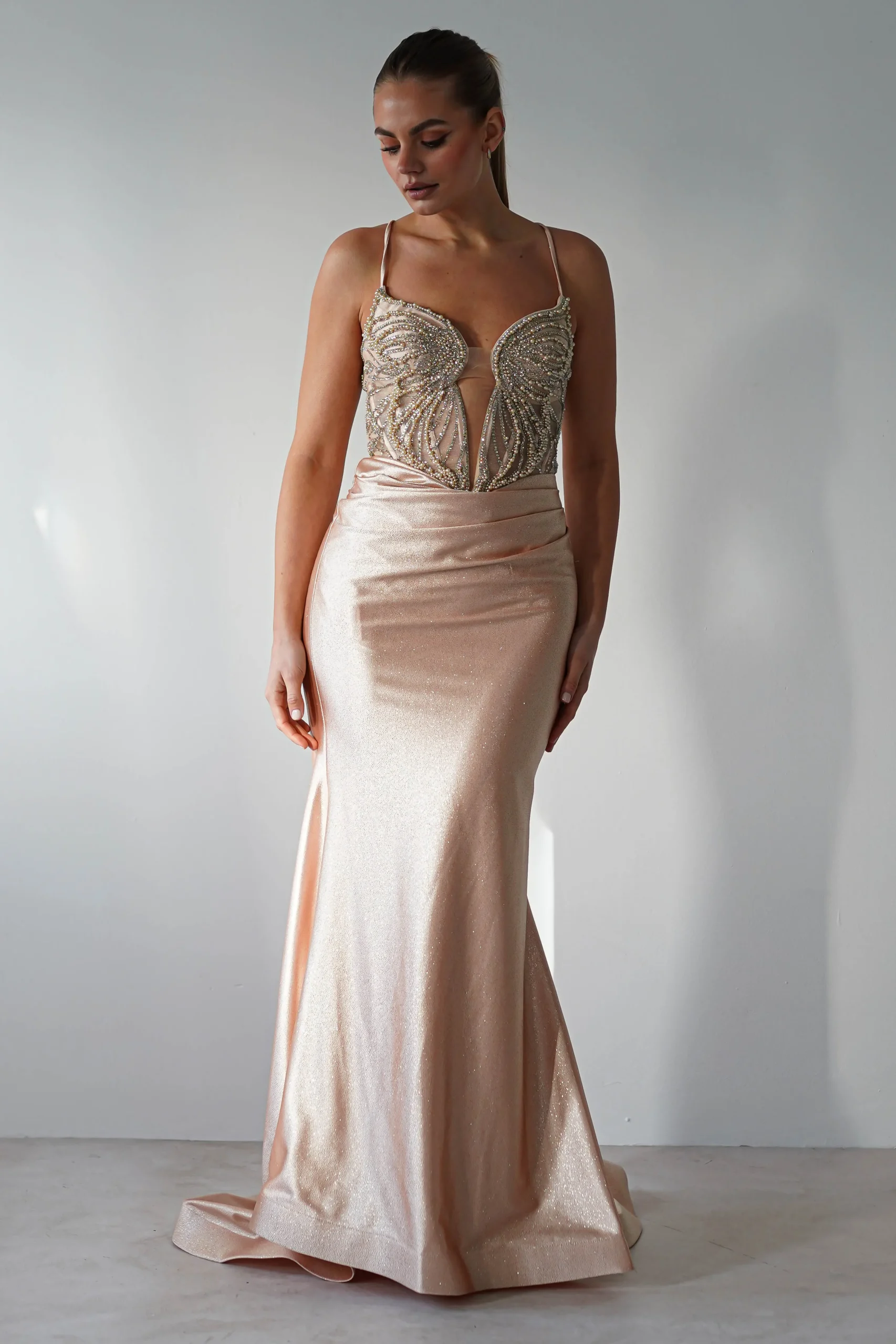 Outlet The Butterfly Embellished Bodycon Gown | Gold Sommerkleider|Sommerkleider