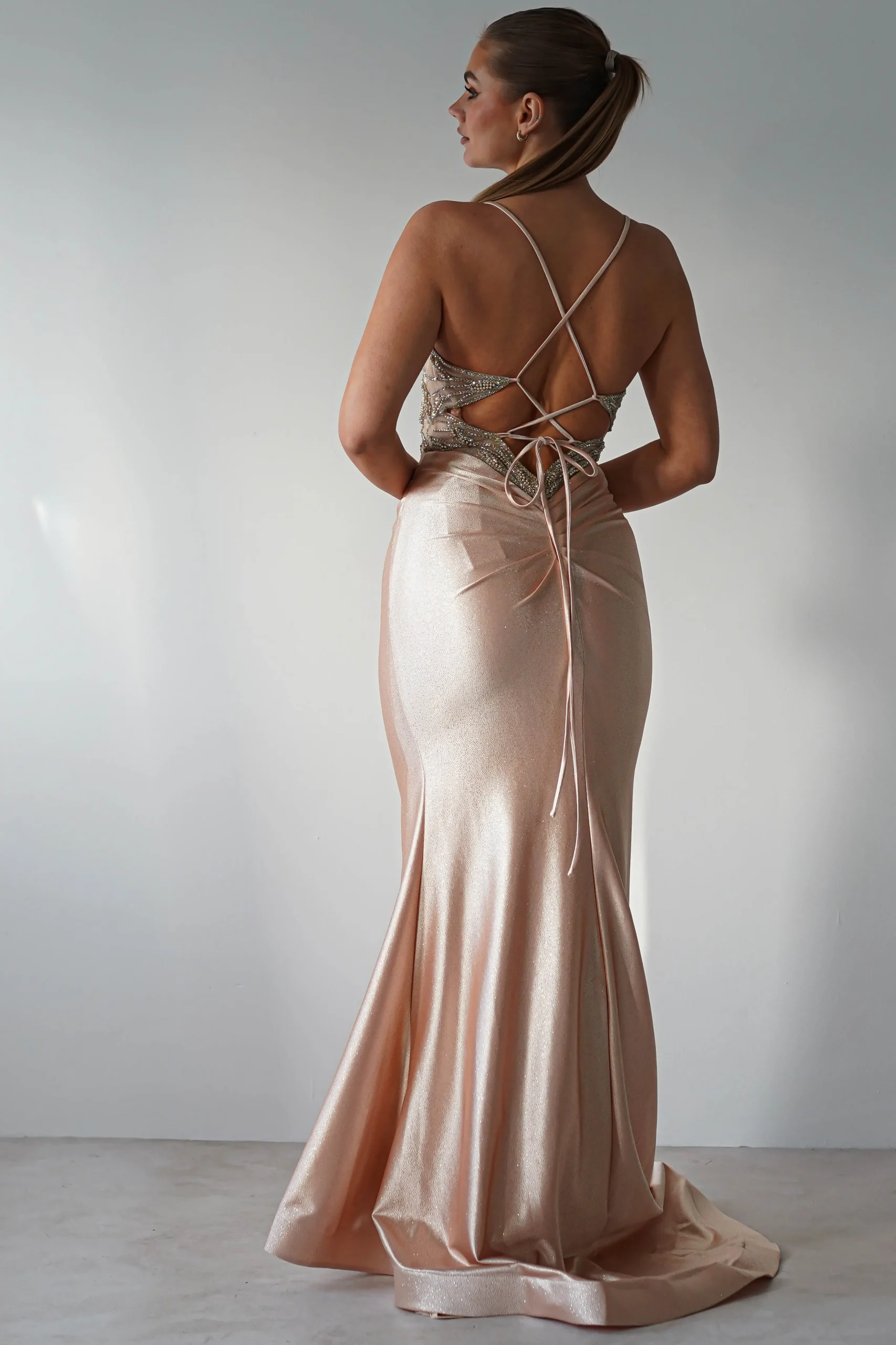 Outlet The Butterfly Embellished Bodycon Gown | Gold Sommerkleider|Sommerkleider
